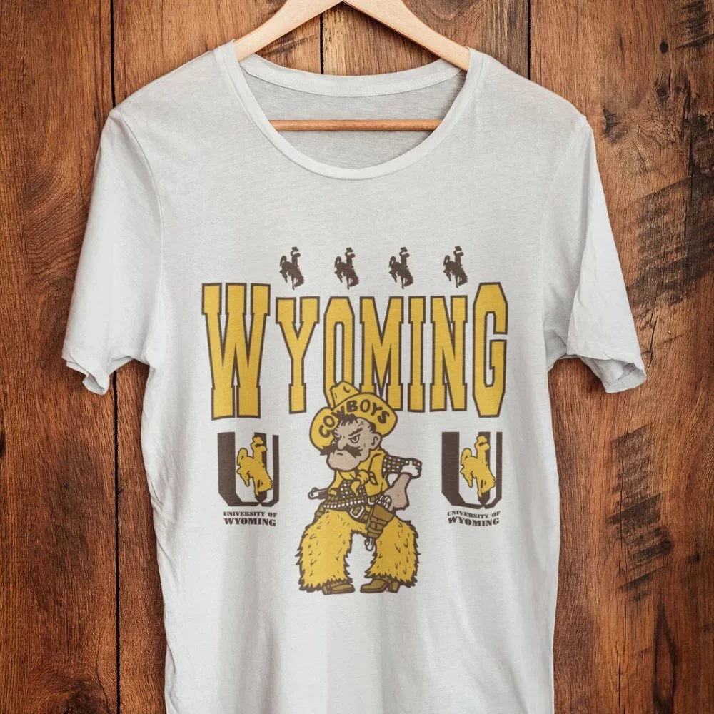 Vintage 90s University Of Wyoming Cowboys football Wyoming Cowboys shirt tee